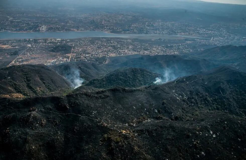 Sierras quemadas por el avance voraz de las llamas. (Foto: Facebook / Greenpeace).