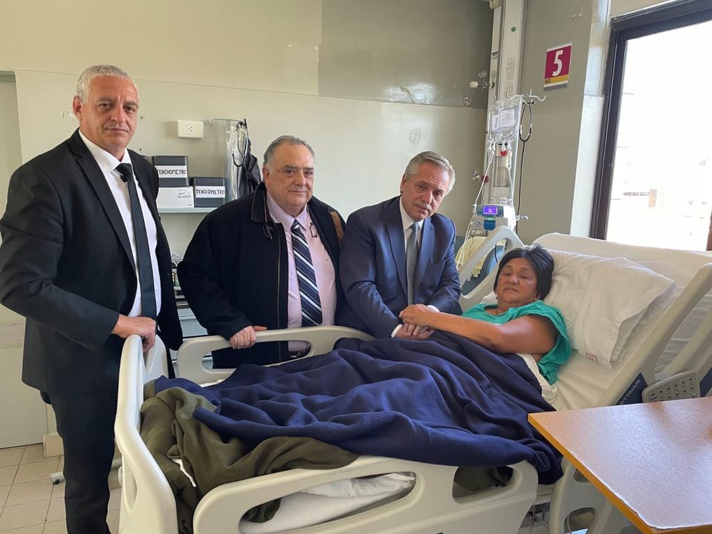 En junio de este año Milagro Sala estuvo internada en Jujuy por un cuadro de trombosis. El presidente Alberto Fernández voló desde Buenos Aires con una comitiva, para visitarla en su lecho de enferma.