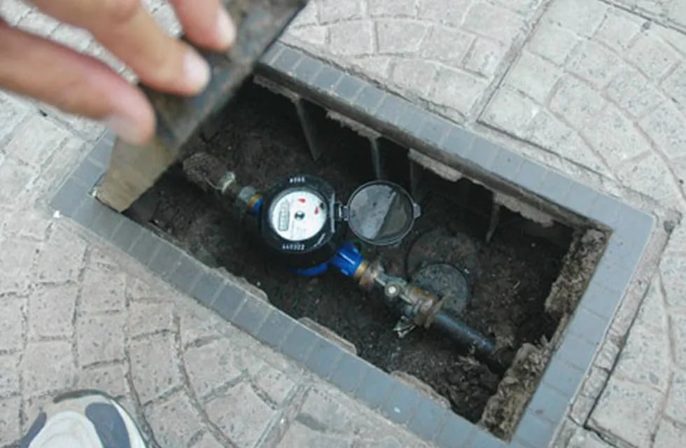 Medidores de agua en Rosario. (Uno Santa Fe)