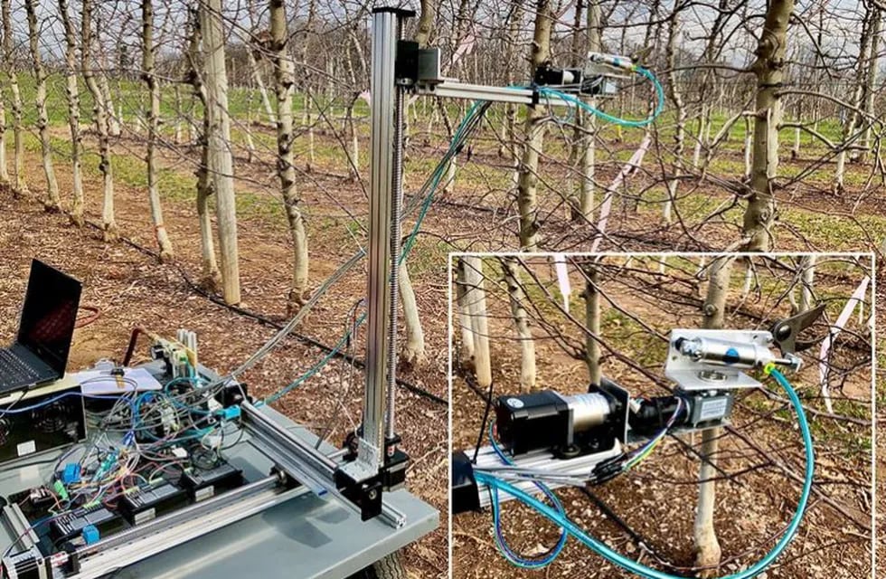 Robot para la Poda Automatizada - Penn State University