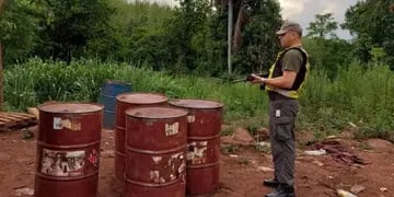 Eldorado: Gendarmería incautó 700 litros de combustible de contrabando