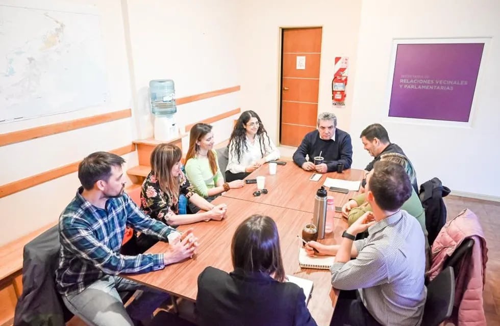 Ushuaia: funcionarios municipales se reunieron con trabajadores del CADIC