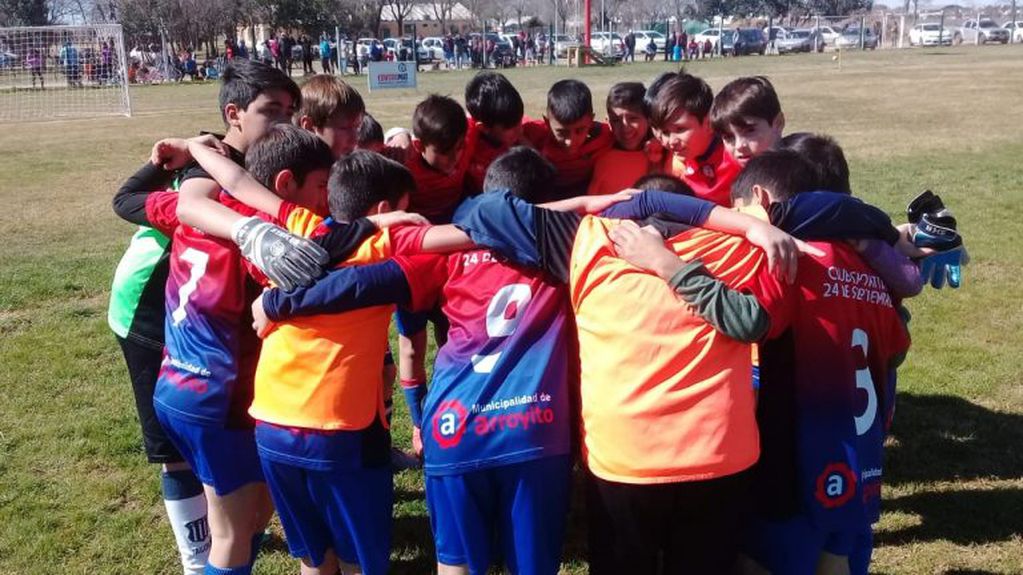 Futbol Infantil Arroyito Cultural vs Sportivo 24