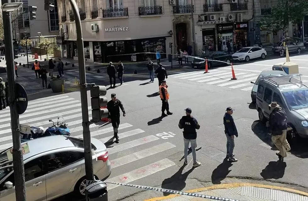 Amenazas de bomba en la embajada de Israel en la Argentina, evacuaron al personal este miércoles. Foto: Infobae