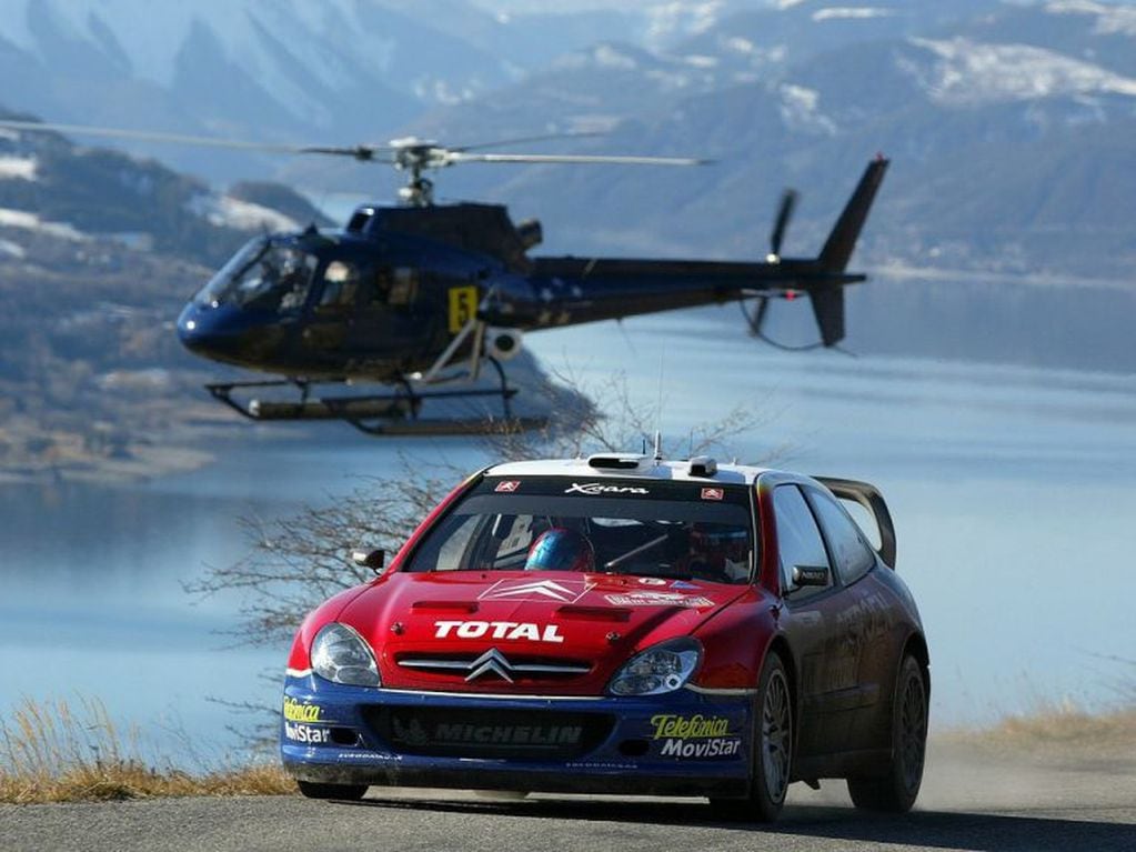 Loeb, durante el Rally de Montecarlo de 2003, con el Citroën Xsara WRC. Fue el primero de sus siete triunfos hasta hoy en el clásico monegasco.