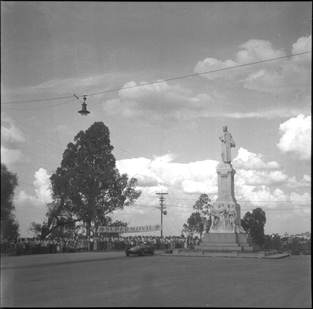 El 14 de febrero de 1960 fue la primera y única vez que el deporte automovilista corrió en Córdoba.