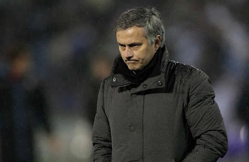 José Mourinho le dice adiós al Tottenham (Foto: AP)