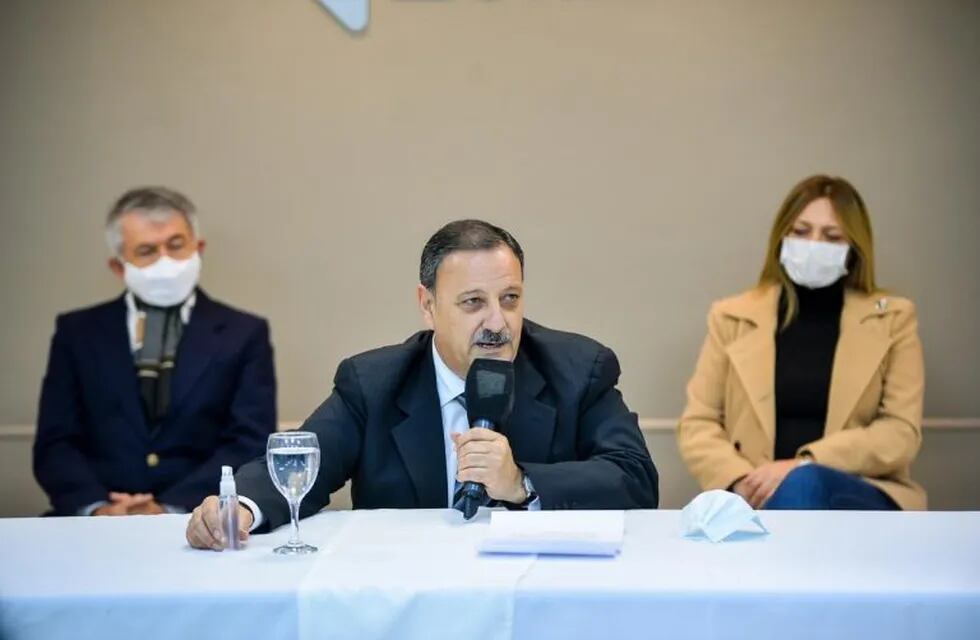 Conferencia de prensa de Ricardo Quintela