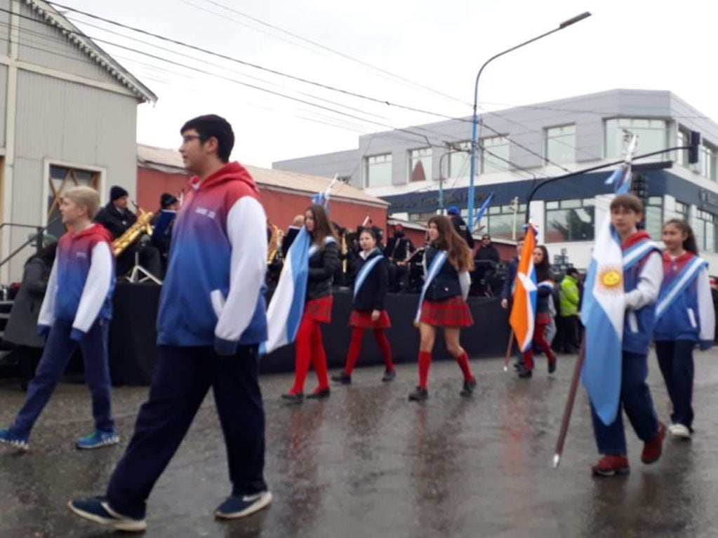 Desfile aniversario Ushuaia