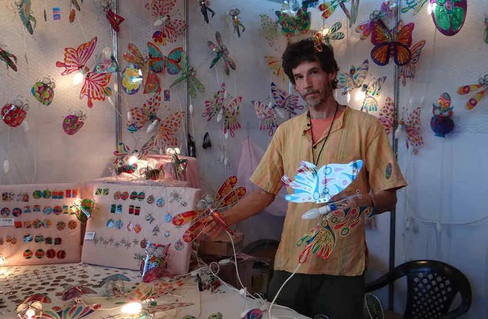 Pérez: se realizará una exposición de artesanos en Cabín 9  (Prensa Feria de Artesanías).