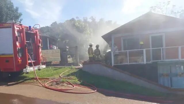 Incendio de una vivienda en El Soberbio dejó daños menores