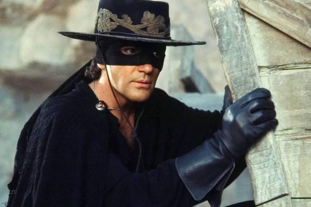 Antonio Banderas en el papel de "El Zorro".