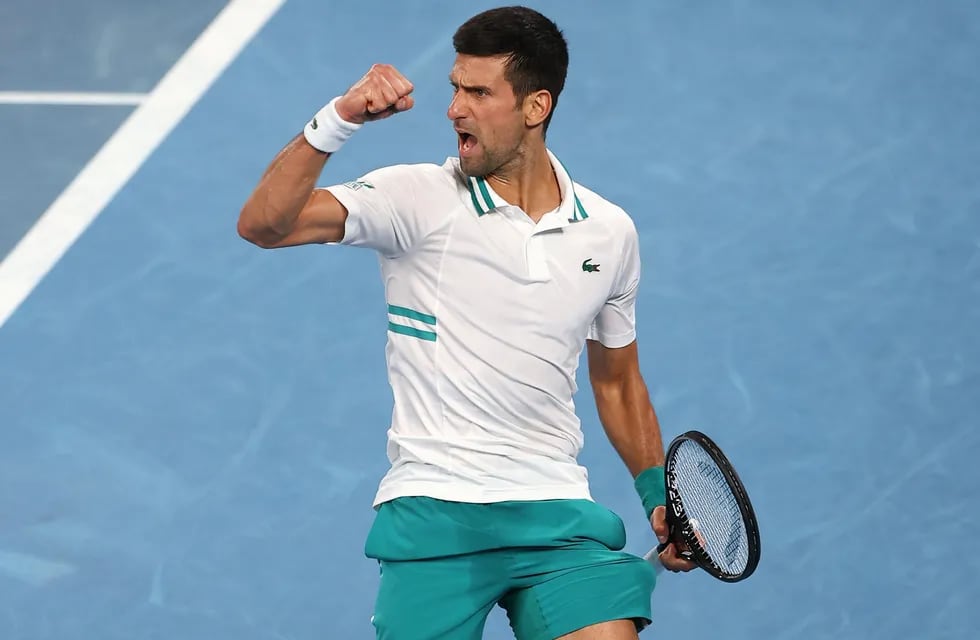 El serbio Novak Djokovic clasificó a la final del Australian Open 2021 tras derrotar al ruso Aslan Karatsev. (Brandon MALONE / AFP)