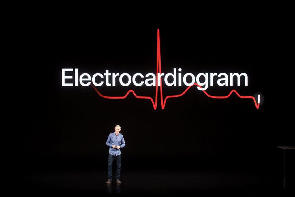 El nuevo Apple Watch puede realizar un electrocardiograma en 30 segundos. Foto: AFP.