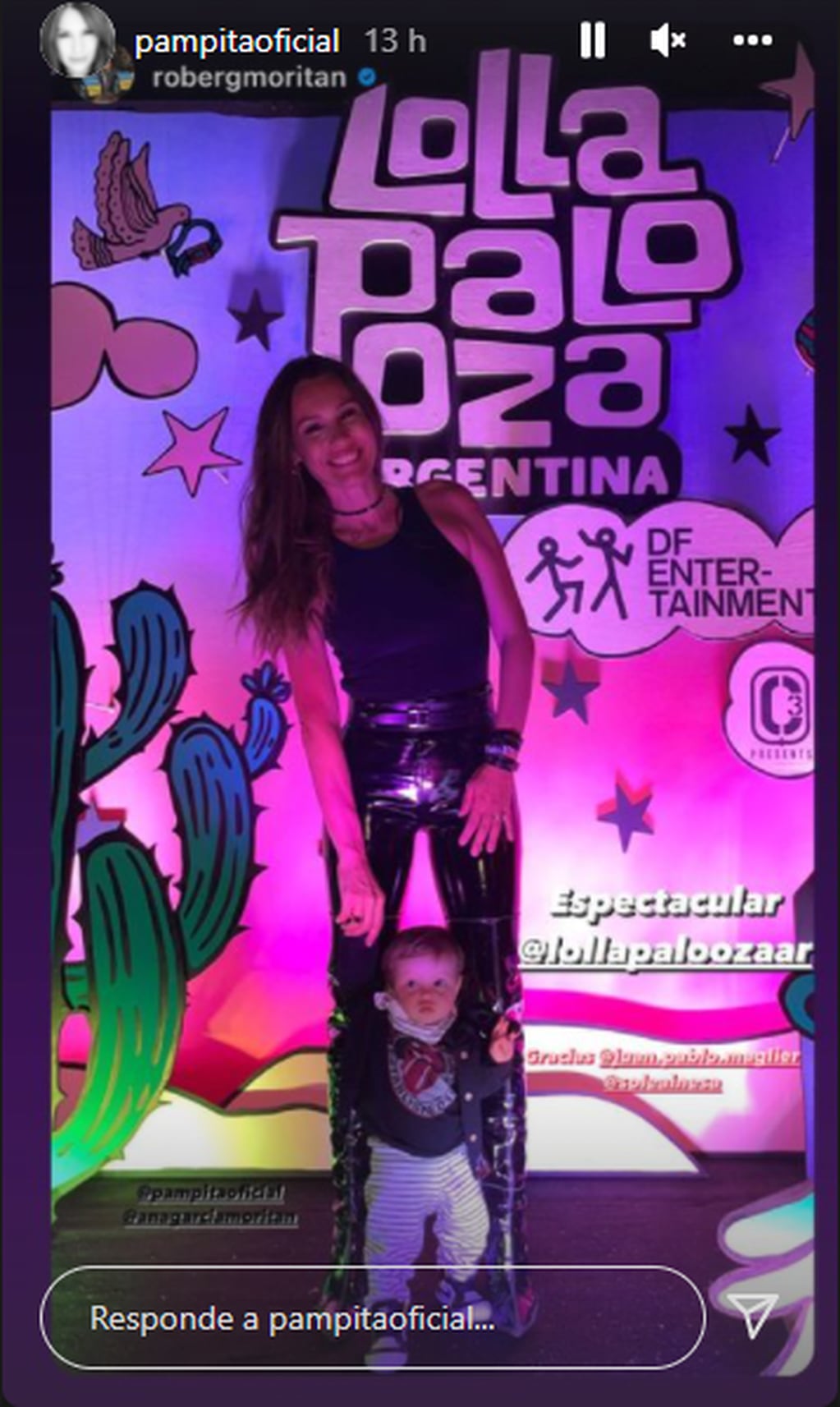 Pampita Junto a su hija Ana en el Lollapalooza Argentina.