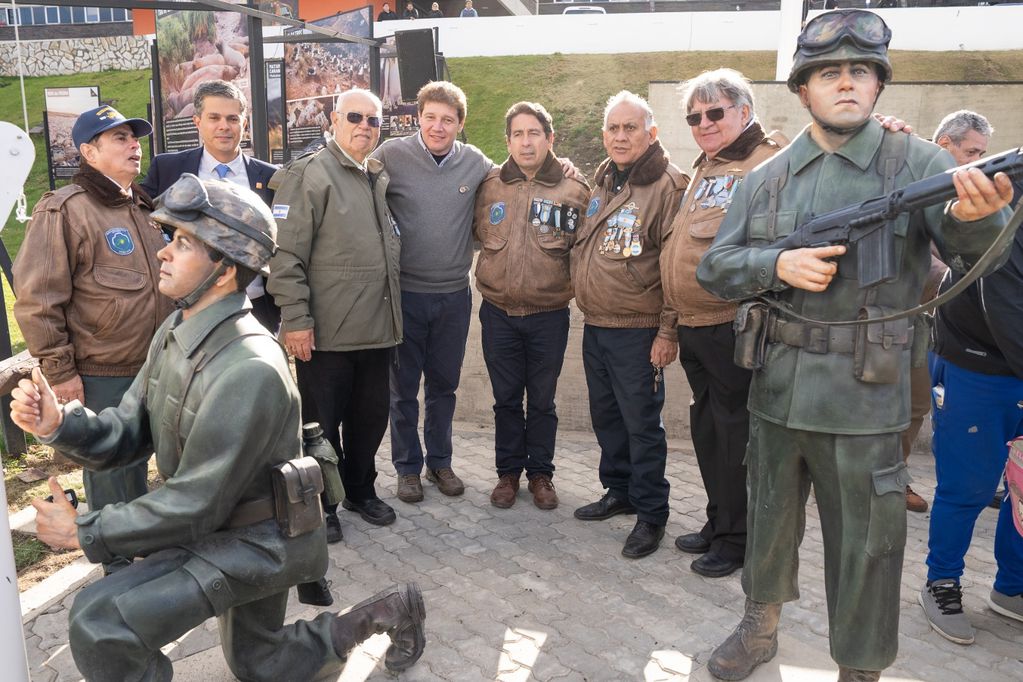 Se inauguró en Ushuaia el Monumento a la Soberanía