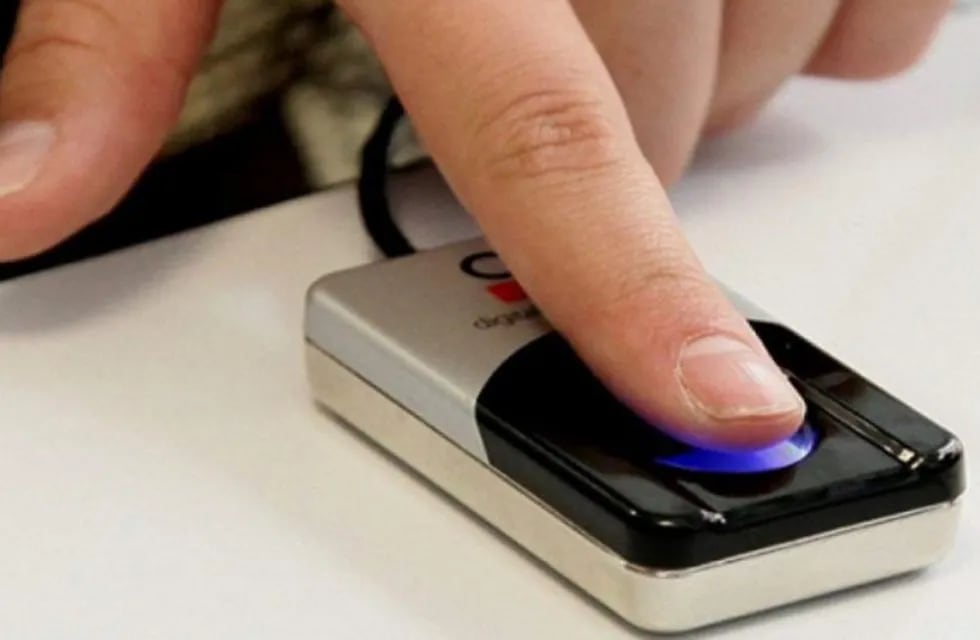 Habrá prueba de identificación biométrica con huellas digitales en algunas mesas