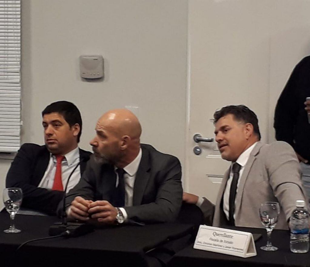 Fiscales del Ministerio Público Fiscal de Chubut, Omar Rodríguez y Alex Williams (de izq. a der.).