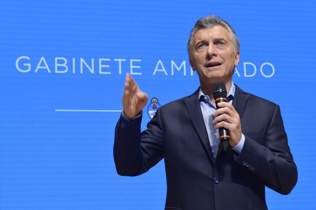 HANDOUT - El presidente argentino, Mauricio Macri, participa de una reunión de gabinete ampliado el 02/11/2017 en el Centro Cultural Kirchner en Buenos Aires, Argentina.
(ATENCIÓN · Para utilizar únicamente con fines editoriales, en referencia a la cobertura actual de este tema y mencionando el crédito indicado.) foto: Presidencia/telam/dpa ciudad de buenos aires mauricio macri reunion de gabinete ampliado en el CCK reuniones de gabinete