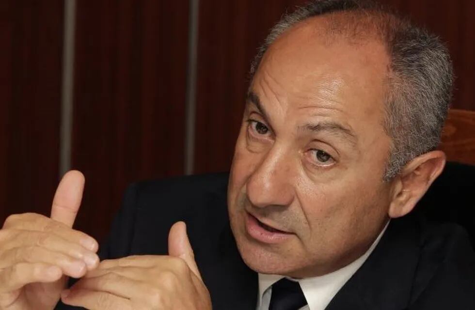 Osvaldo Ardiles destrozó a Jorge Sampaoli en Twitter.