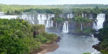 Aumentó el caudal de agua en las Cataratas del Iguazú