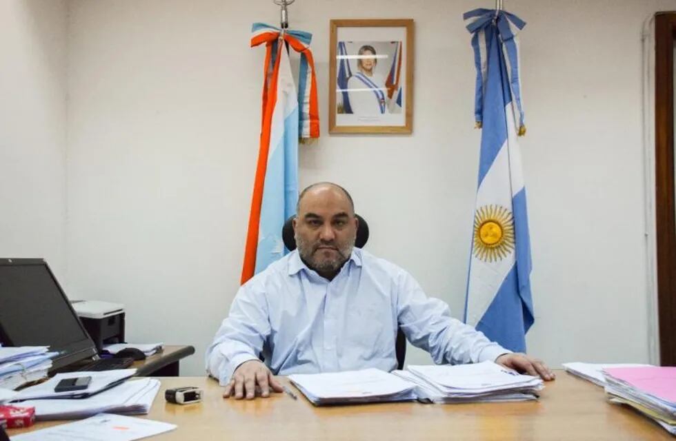 Secretario de Hacienda Victor Dias