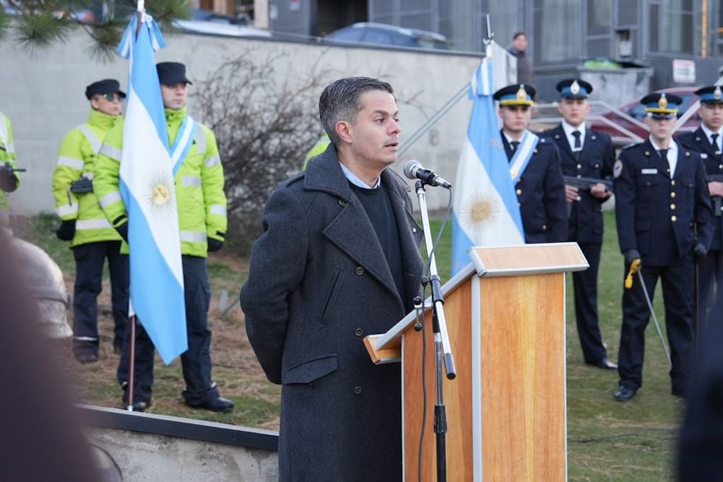 Acto por el “Día de la Afirmación de los Derechos Argentinos sobre las Malvinas, Islas y Sector Antártico”