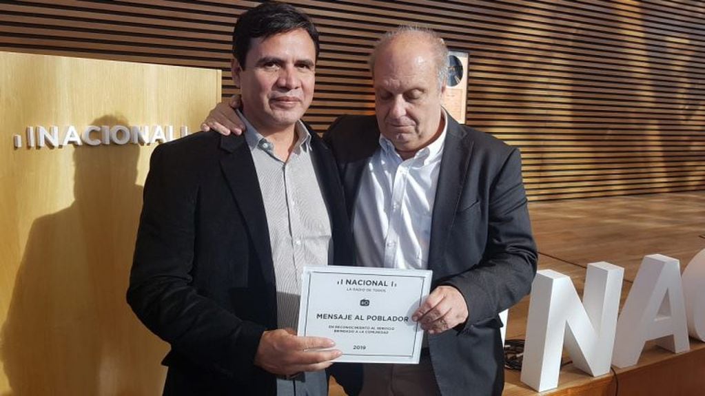 El premio fue recibo por su director Orlando Ramírez