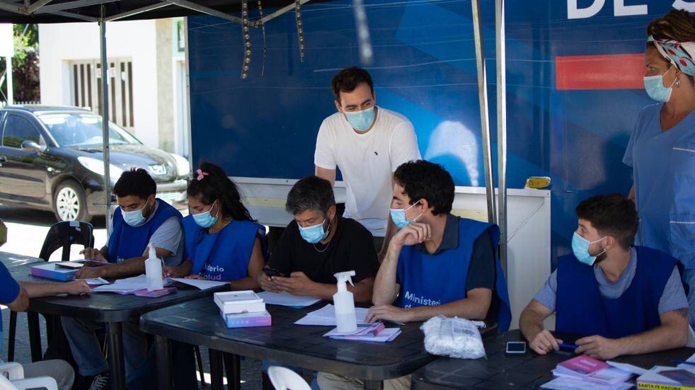 La provincia de Santa Fe registró 63 casos de coronavirus y dos muertes en las últimas 24 horas