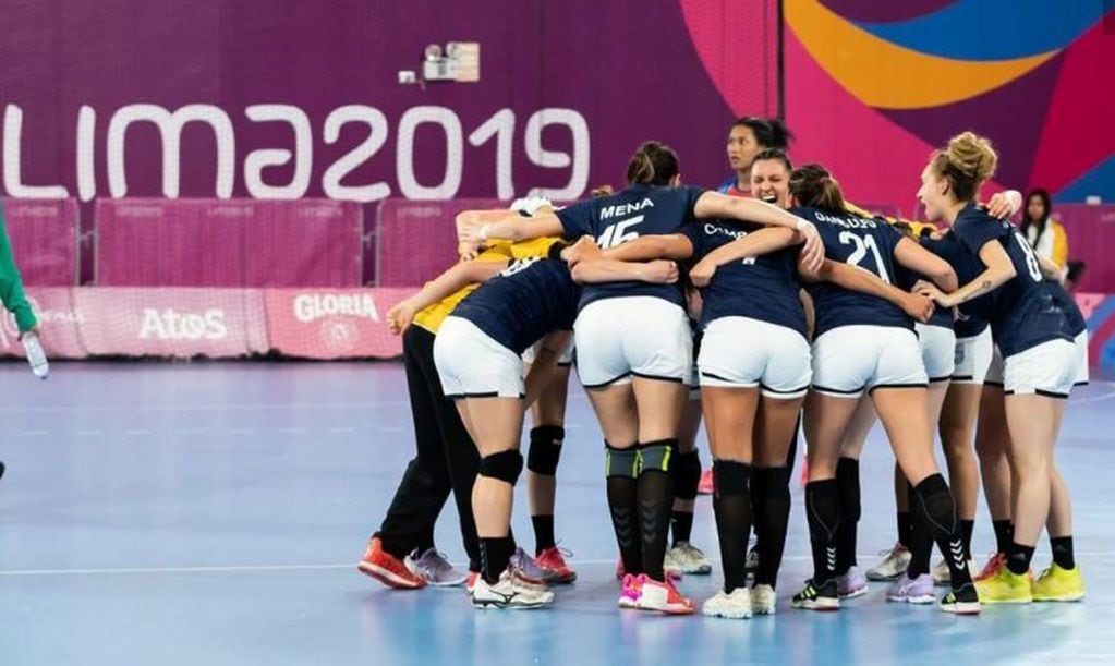La Selección Femenina de handball buscará el oro y el pase a Tokio 2020 (Foto: Instagram/perisoler)