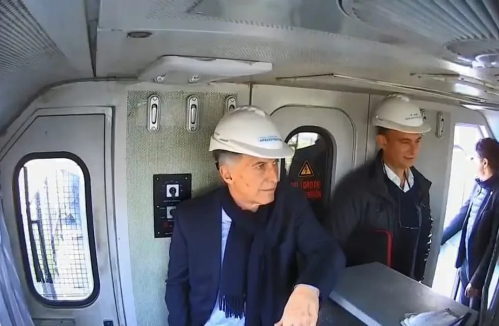 El jefe de Estado inauguró el nuevo acceso ferroviario del Belgrano Cargas a los puertos de Timbúes. (Casa Rosada)