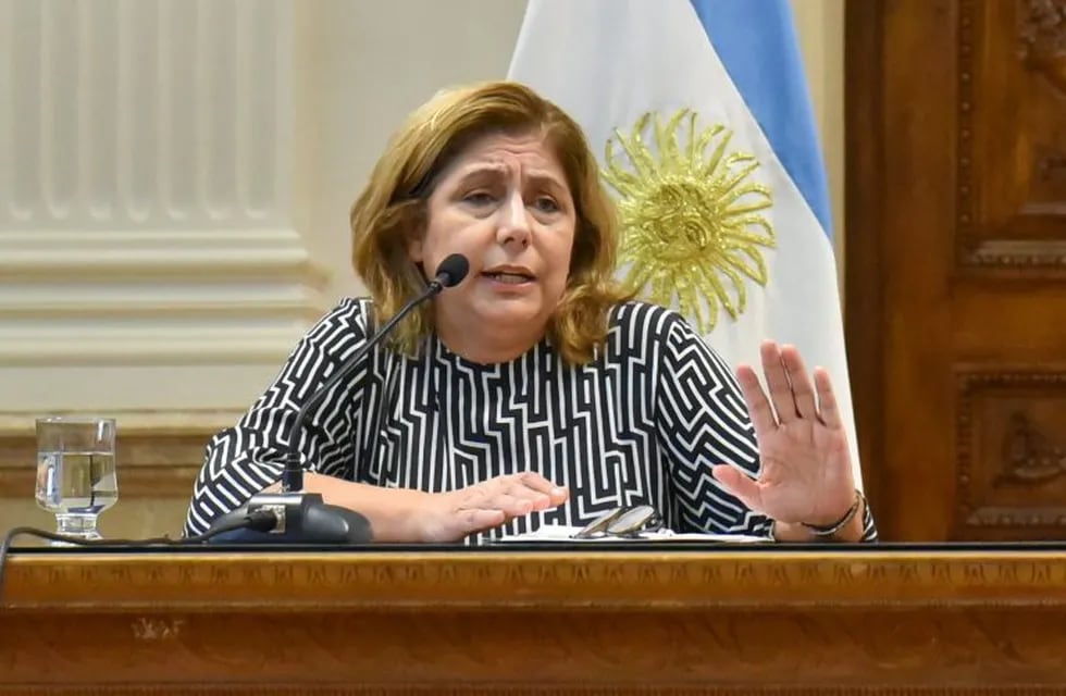 La secretaria de Salud de la provincia, Sonia Martorano, confirmó que los estudios de coronavorus ya se hacen en Rosario. (Prensa Gobernación)