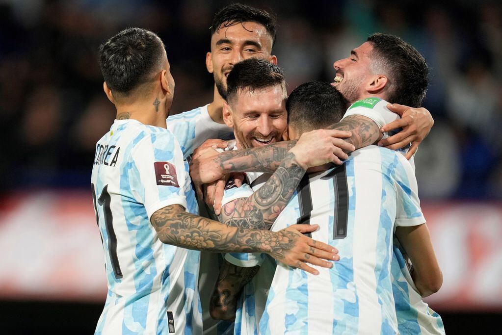 Argentina es una de las selecciones clasificadas al Mundial Qatar 2022. (AP)