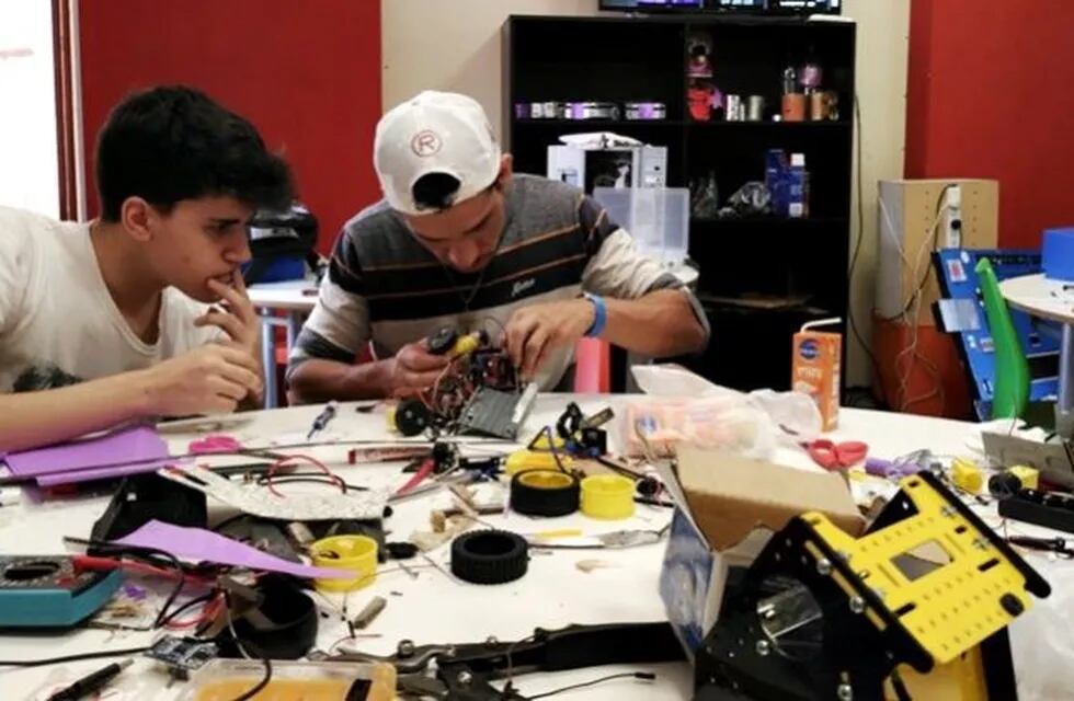 Andresito: se abrieron las preinscripciones a los Espacios Makers de la Escuela de Robótica