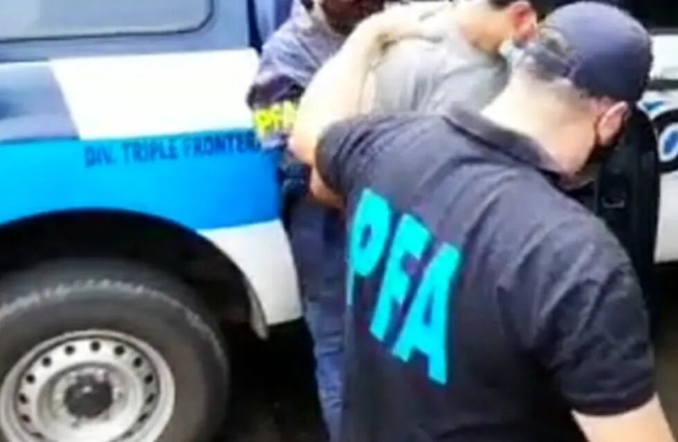 Un prófugo de la Justicia fue detenido por la Policía Federal en Puerto Iguazú.
