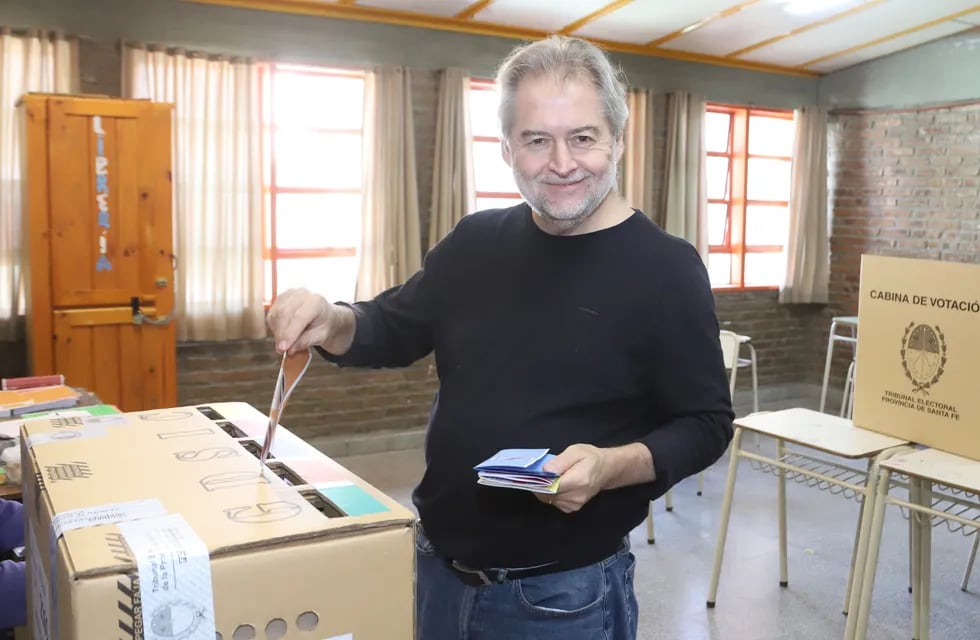 Votó Roberto Mirabella