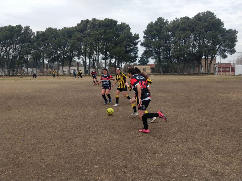 Encuentro de Fútbol Femenino organizado por el Club Argentino Junior