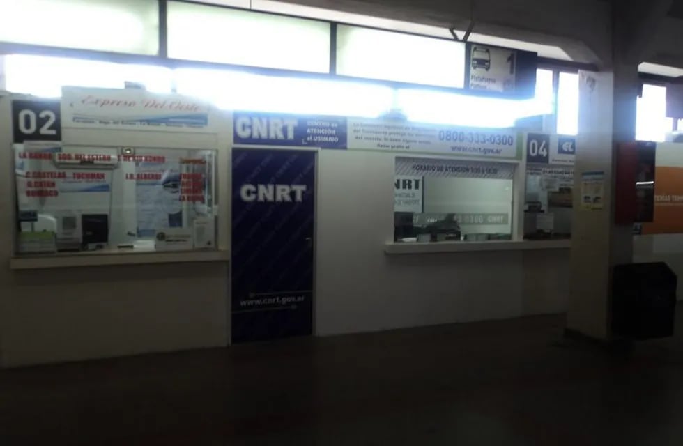 La CNRT no le paga ni la luz a la Terminal de Ómnibus y cerrará una oficina