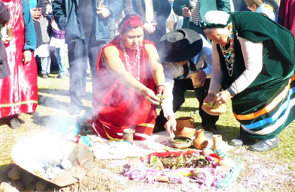 Las comunidades originarias de la región Yungas, en Jujuy, también realizan rituales para agradecer a la Pachamama en cada mes de agosto.