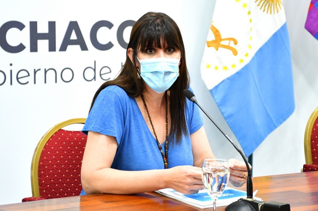 Paola Benítez, Ministra de Salud Pública del Chaco, detalló cómo avanza la vacunación.
