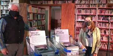Una biblioteca de Bariloche entrega libros a personas que se encuentran internadas o aisladas por coronavirus