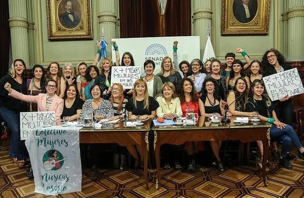 La senadora nacional por Mendoza, Anabel Fernández Sagasti, presentó un Proyecto de Ley que busca impulsar el cupo femenino y el acceso de artistas mujeres a eventos musicales.
