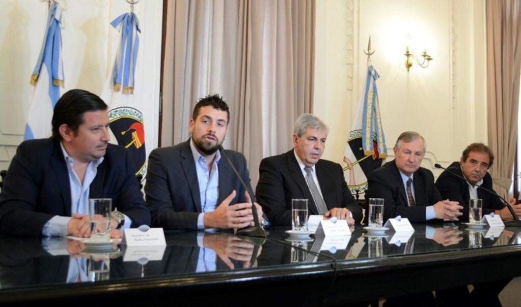 El vicegobernador de Jujuy Carlos Haquim encabezó la firma de convenios