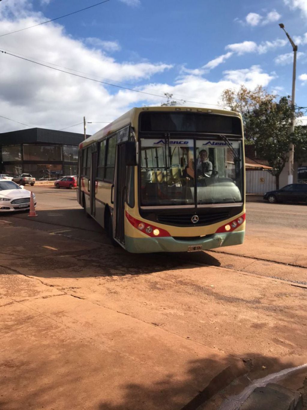 La empresa de transporte público en Eldorado incorpora nuevas unidades