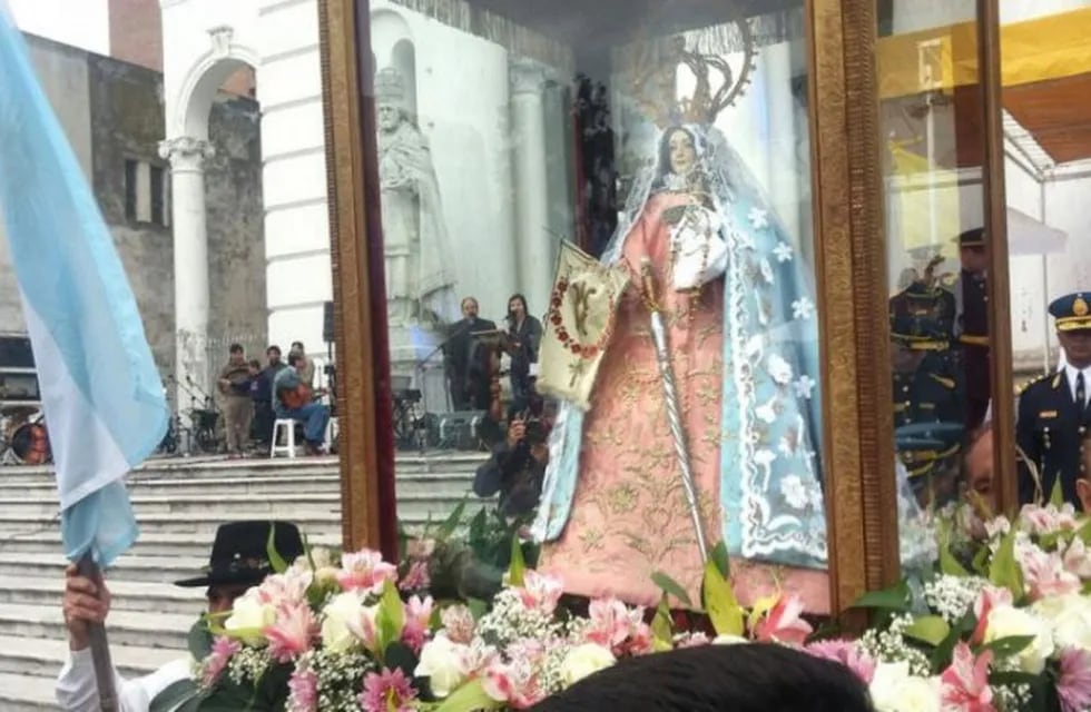 Virgen del Rosario\nCrédito: Web