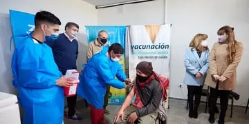 Las Heras entregó a San Martín 300 vacunas antigripales
