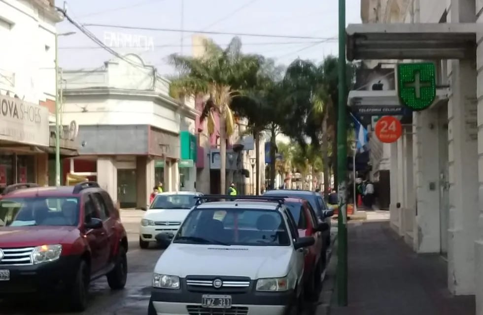 Comerciantes de Gualeguaychú rechazan el Aislamiento Social, Preventivo y Obligatorio.\nCrédito: Vía Gualeguaychú