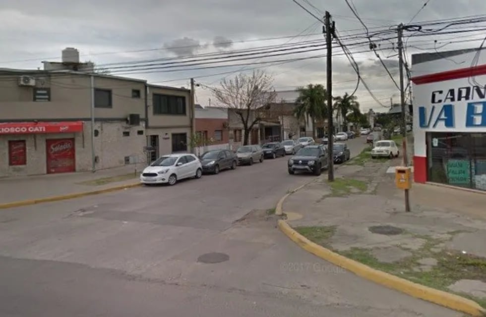 Un hombre asesinó a la pareja de su ex en Padilla al 2000 de Santa Fe. (Street View)