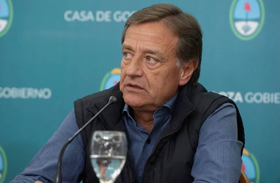 El Gobernador Rodolfo Suarez salió a defender la paz en Mendoza y dijo que aplicará la ley ante quienes intentan desestabilizar el orden con falsos rumores.