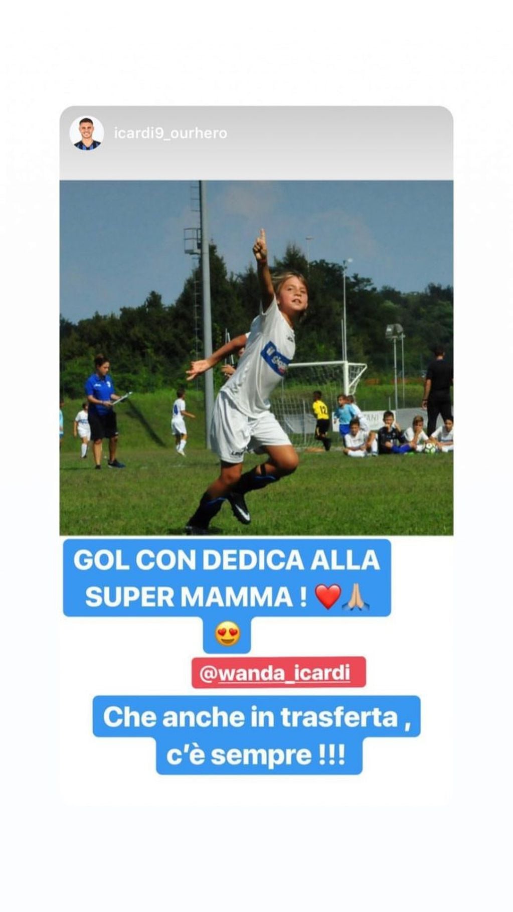 Wanda Nara acompañó a jugar al fútbol a su hijo Valentino y él le dedicó un gol. Instagram/wanda_icardi